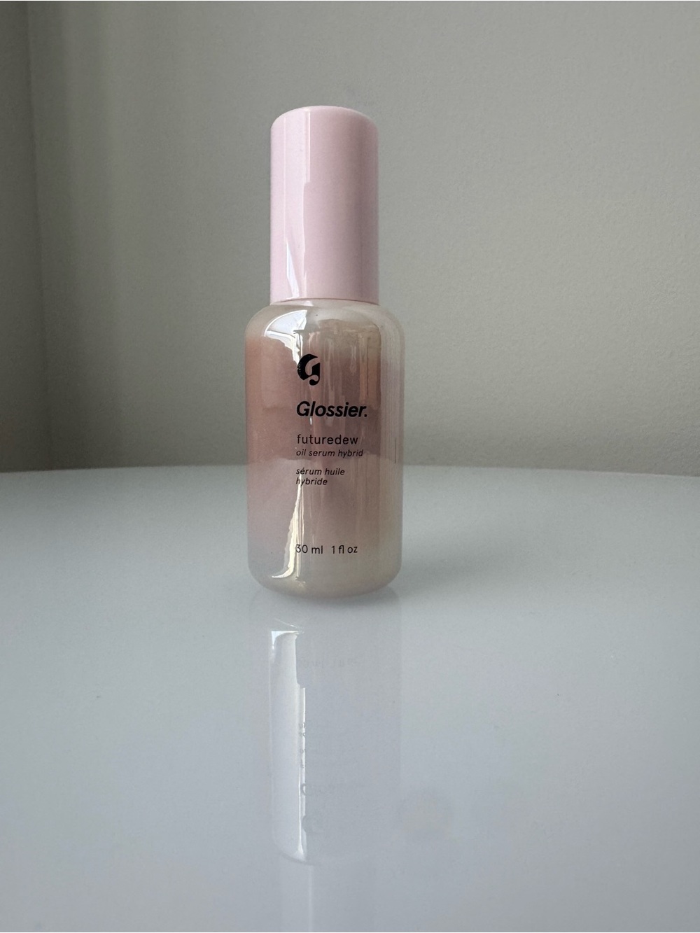 Glossier Pink Iridescent Futuredew Oil Serum Hybrid 30 mL 1 fl oz Quiet Luxury